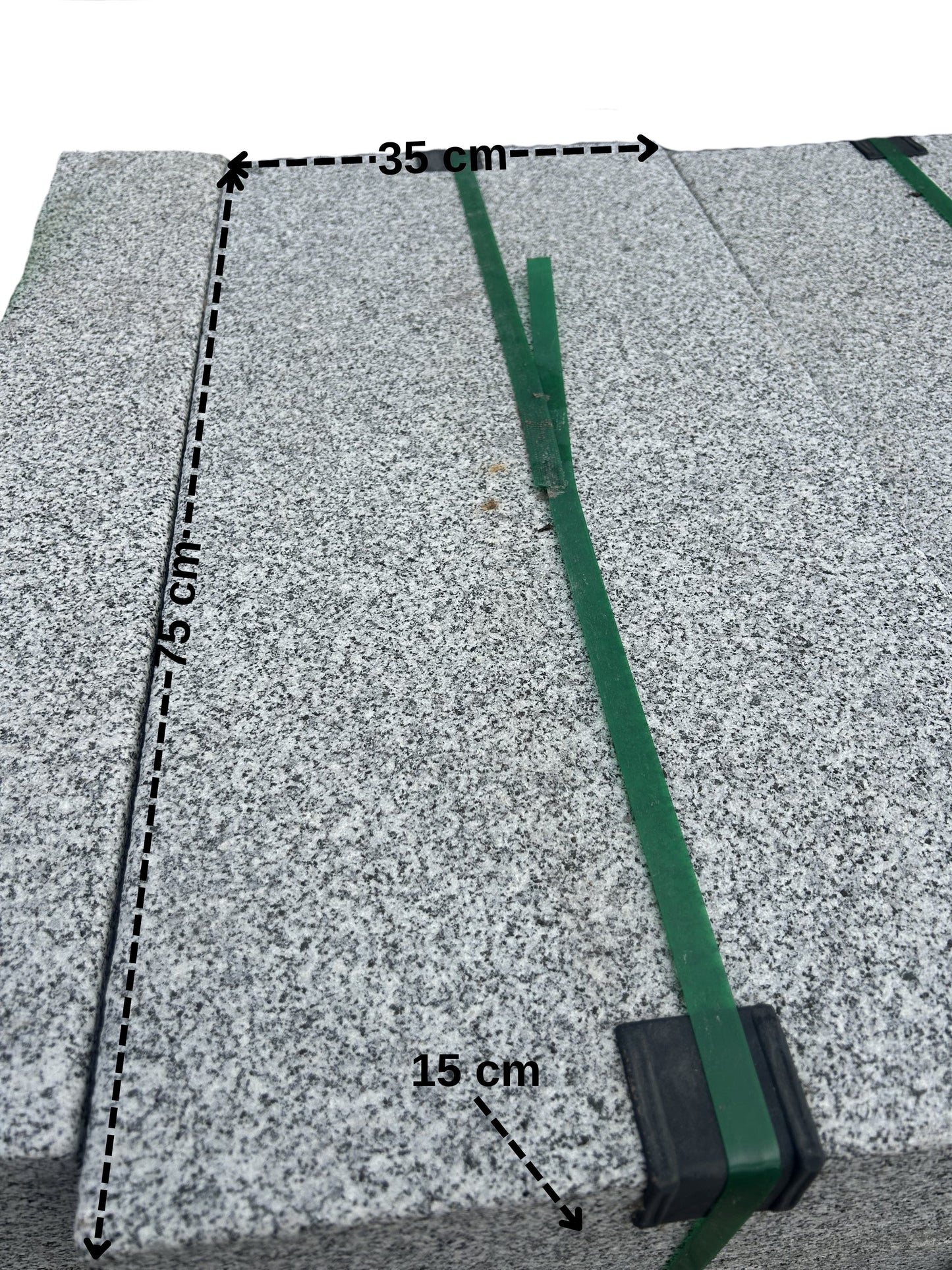 Blockstufen-Granit-15x35x75cm-m2granit