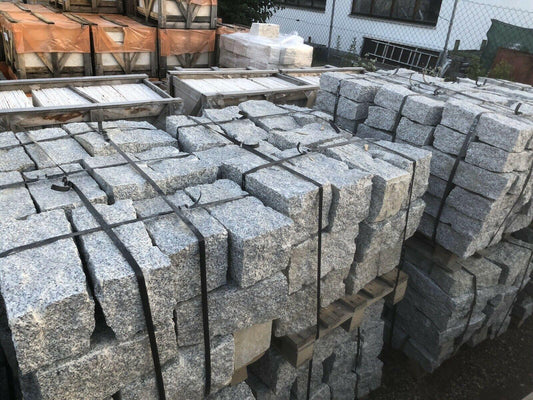 Mauersteine aus Granit | allseits gespalten | 20x20x40 - M2Granit