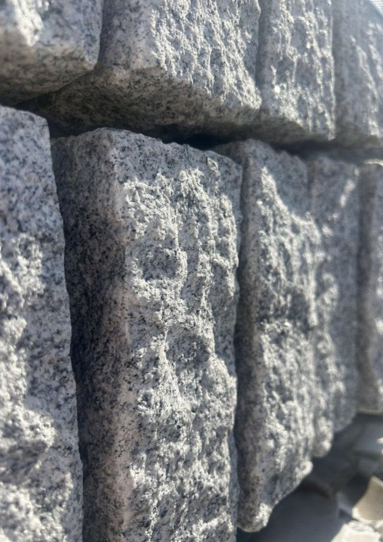 Randsteine aus Granit | allseits gestockt - M2Granit