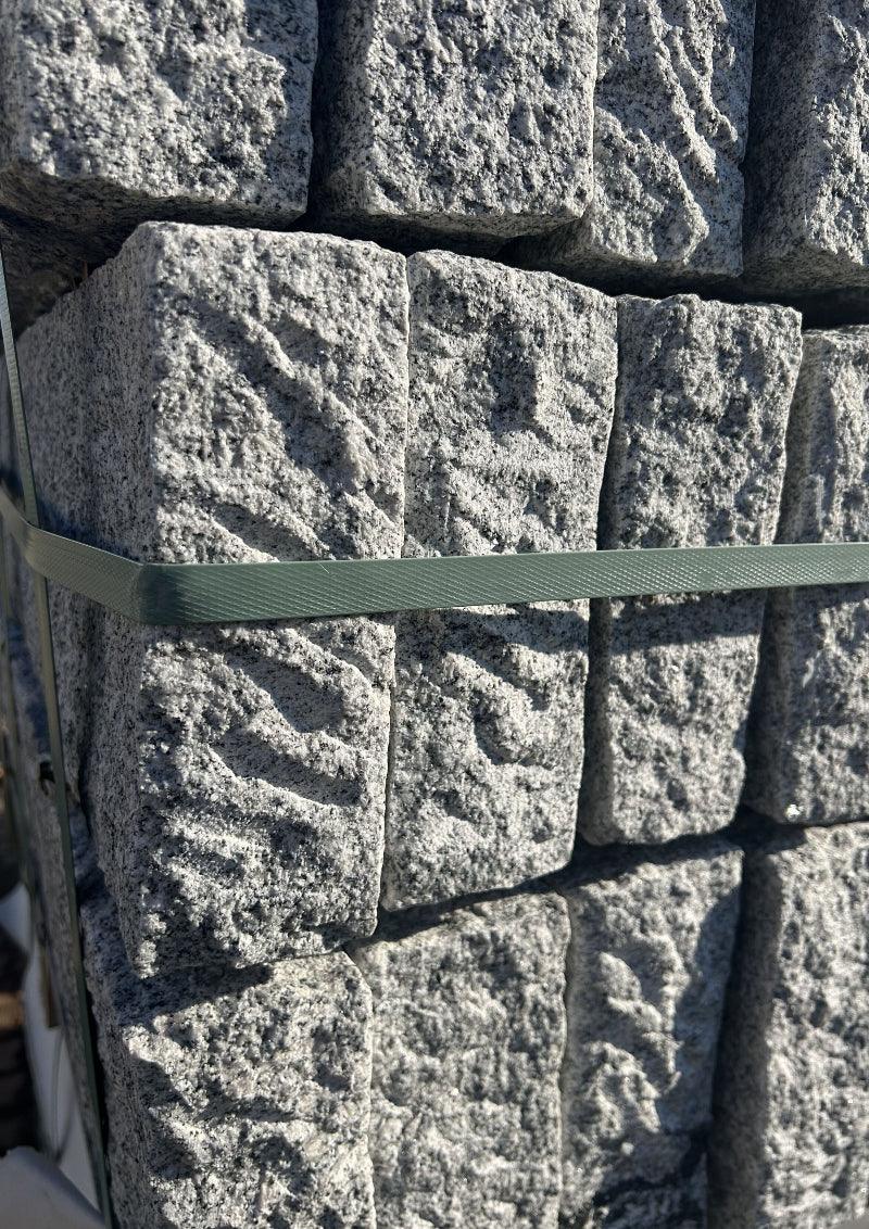 Randsteine aus Granit | allseits gestockt - M2Granit