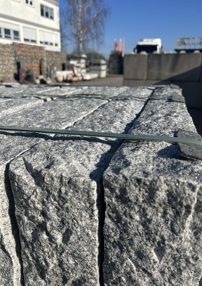 Randsteine aus Granit | allseits gestockt - M2Granit