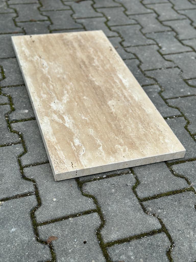 Terrassenplatten aus Travertin | 80x40x3 | Assos - Vein Cut - M2Granit