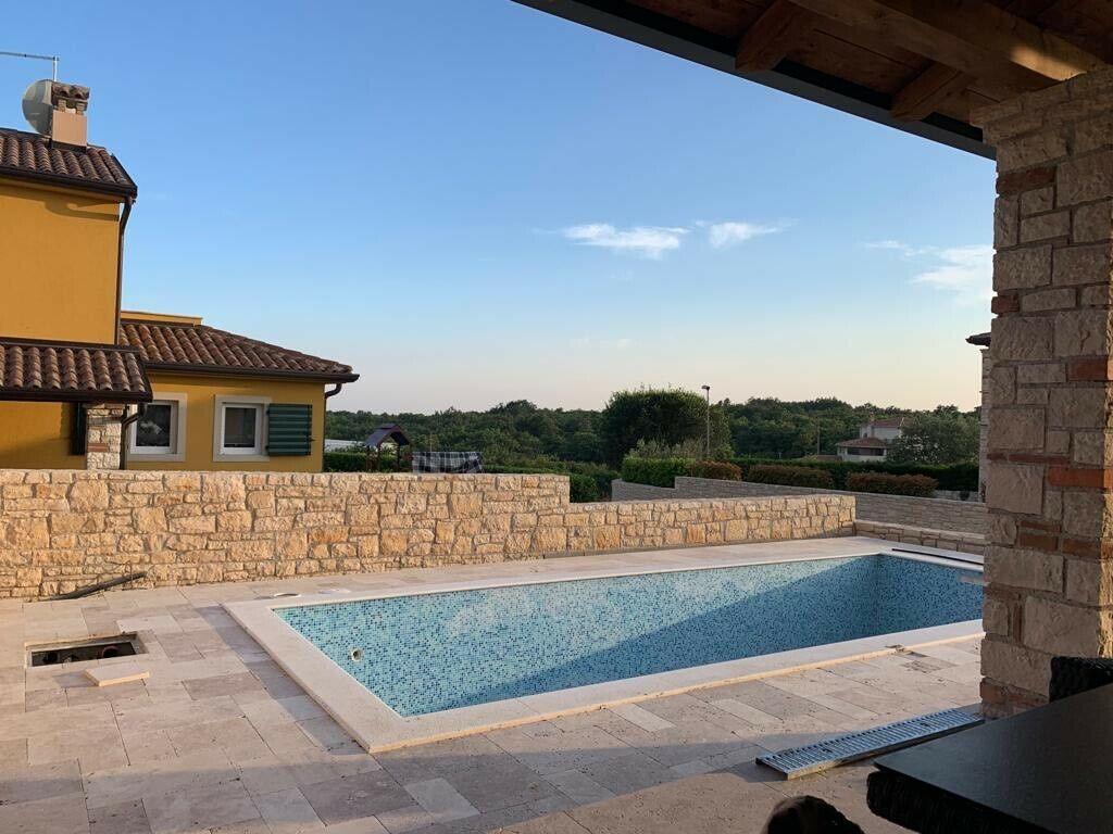 Poolplatten aus Travertin | 60x30x5 | Bullnose - M2Granit