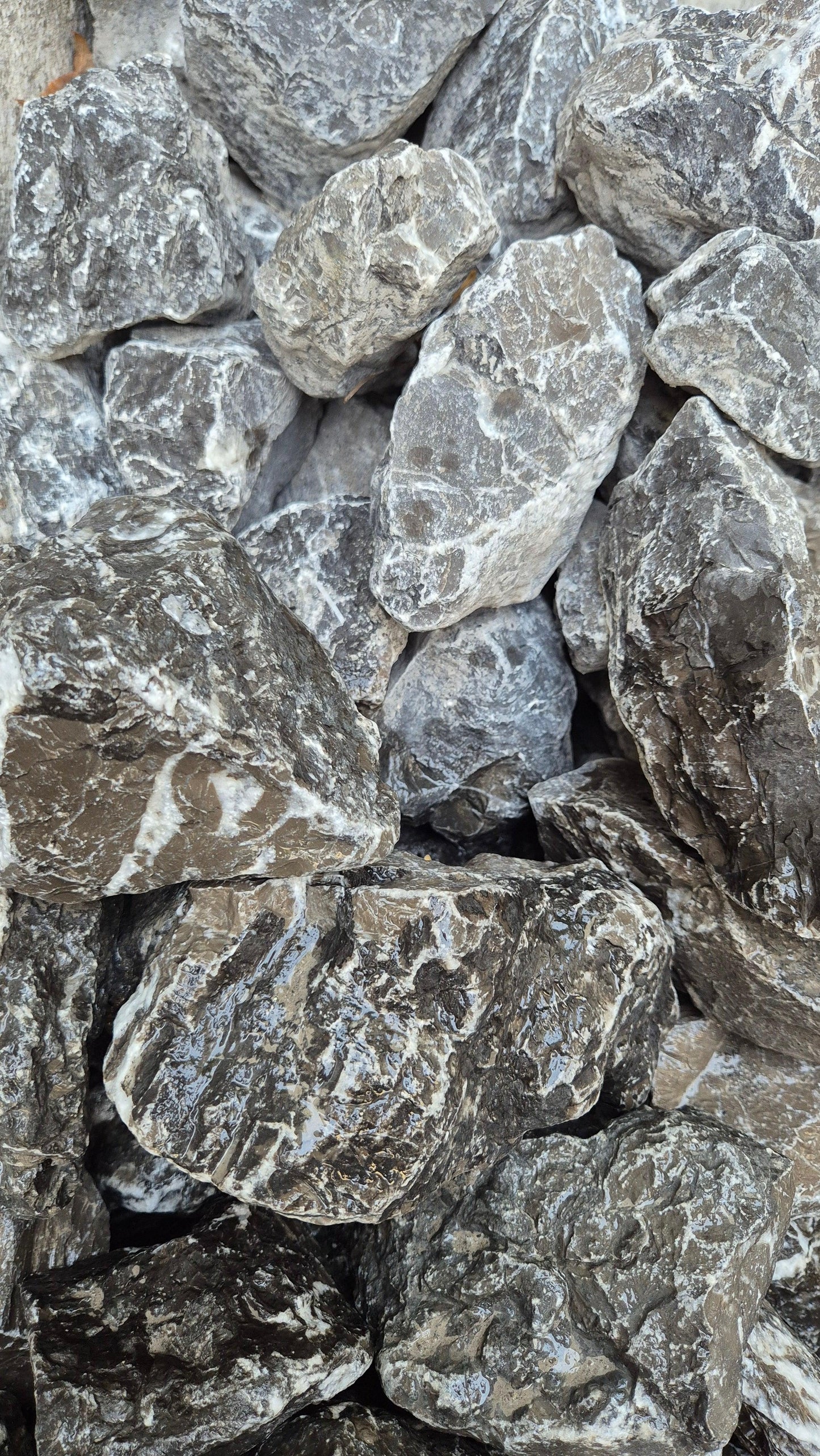 Alpinschroppen| Grau Anthrazit/Weiß | 70mm - 100mm - M2Granit