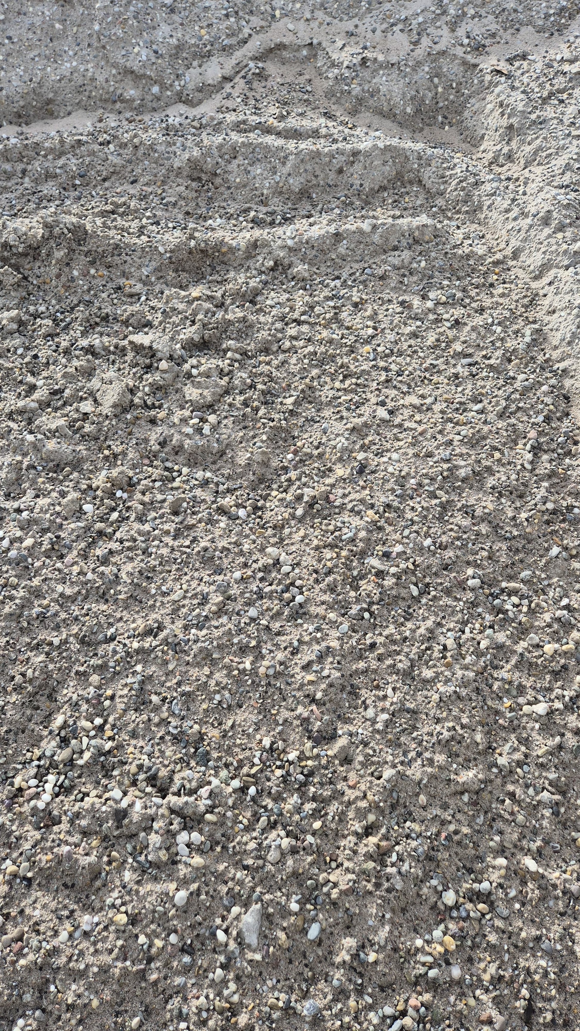 Betonkies - Rheinkies | 0 - 16mm | bunt - M2Granit