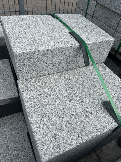 Blockstufen-Granit15x35x50