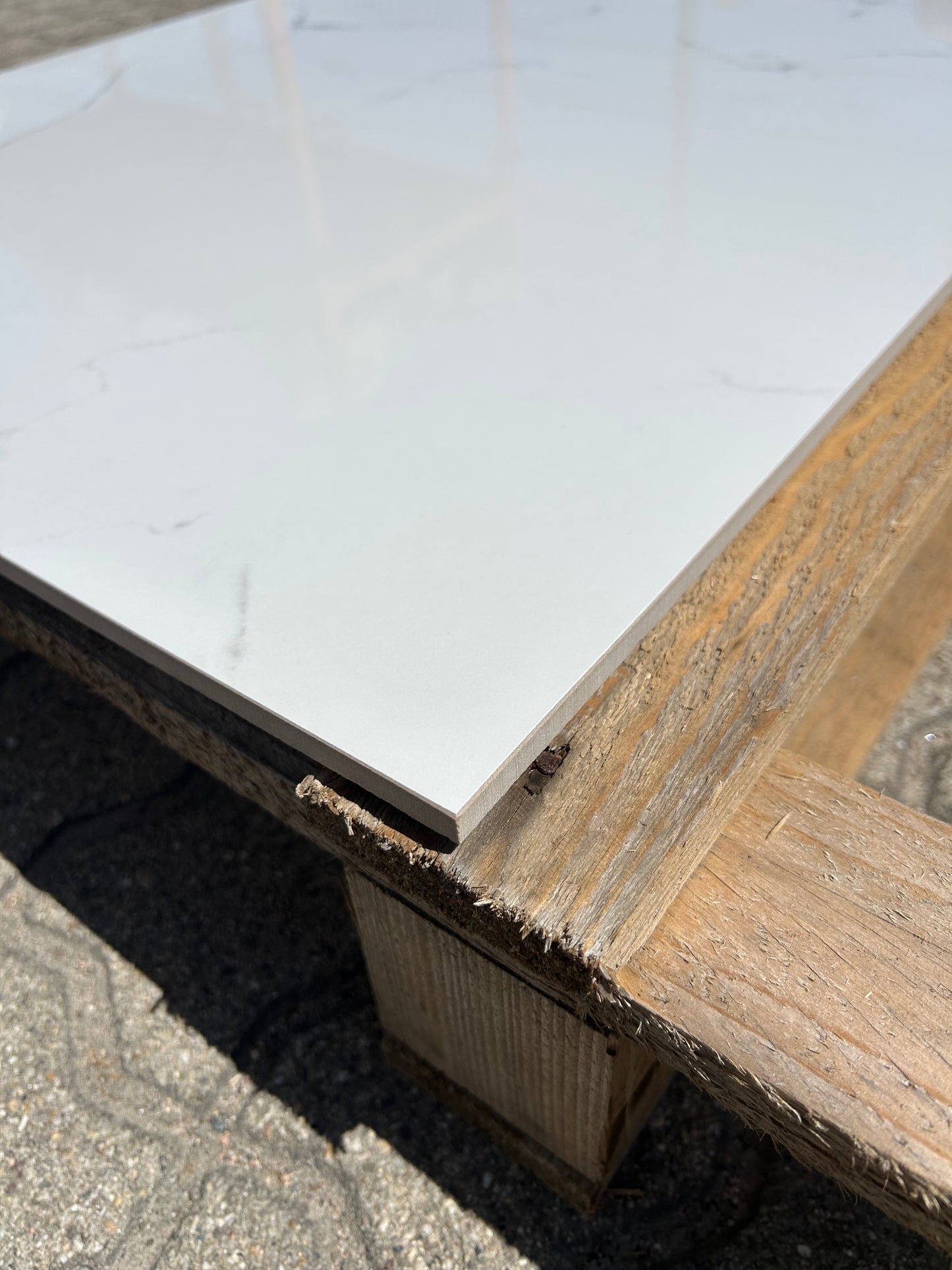 Feinsteinzeug-Fliese-Calacatta-Grigio-Marmor-Optik-glänzend-60x120cm-m2granit