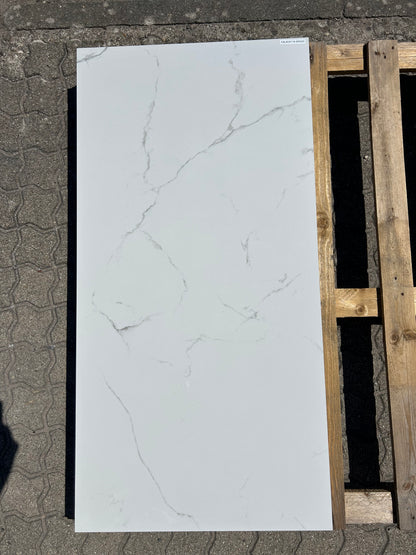 Feinsteinzeug-Fliese-Calacatta-Grigio-Marmor-Optik-glänzend-60x120cm-m2granit