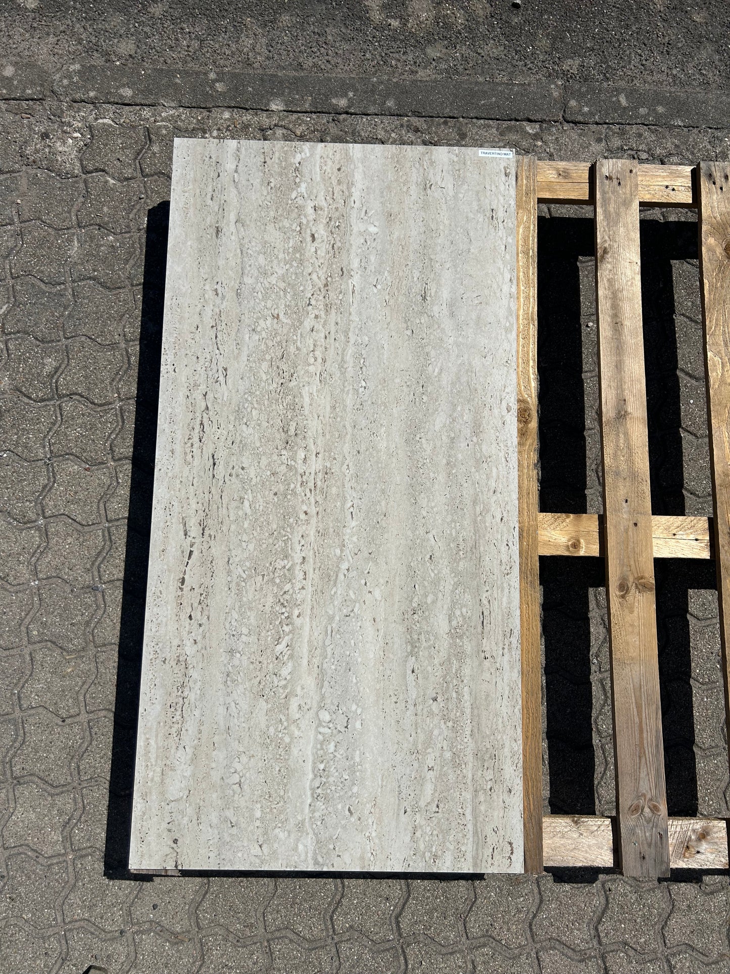 Feinsteinzeug-Fliese-Travertin-Optik-matt-60x120cm-m2granit