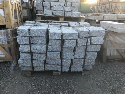 Mauersteine aus Granit | allseits gespalten | 10x20x40 - M2Granit