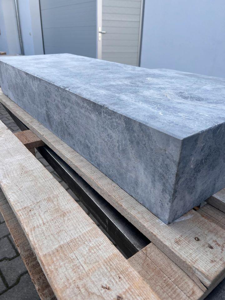 Blockstufen aus Kalkstein/Dolomit | 100x35x15 | Silver Grey - M2Granit