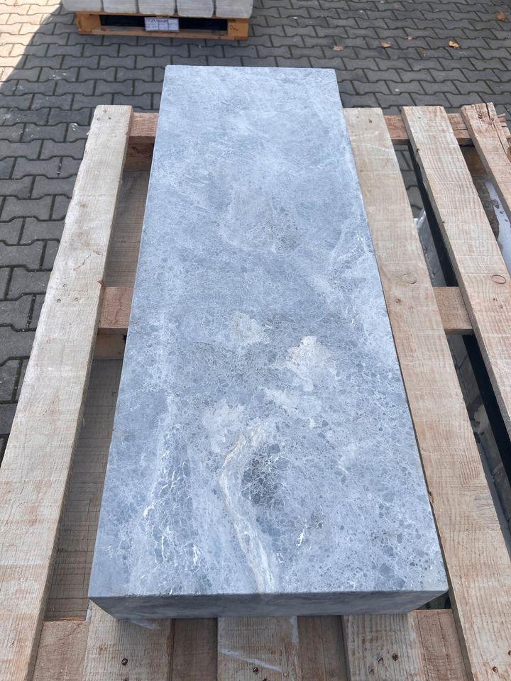 Blockstufen aus Kalkstein/Dolomit | 100x35x15 | Silver Grey - M2Granit