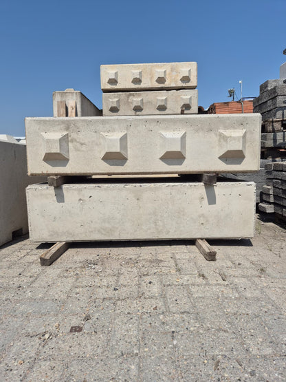 Boxensteine / Betonblöcke / Legosteine aus Beton | 160x80x40cm