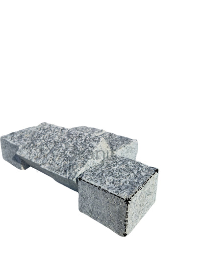 Pflastersteine-Granit-5-5x8x8-cm-gesaegt-gespalten