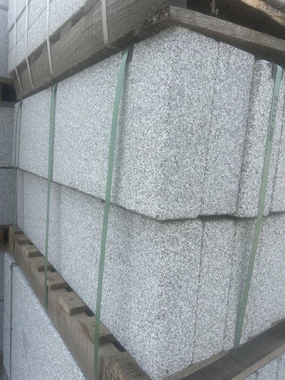 Randsteine-Granit-8x25x100cm-m2granit