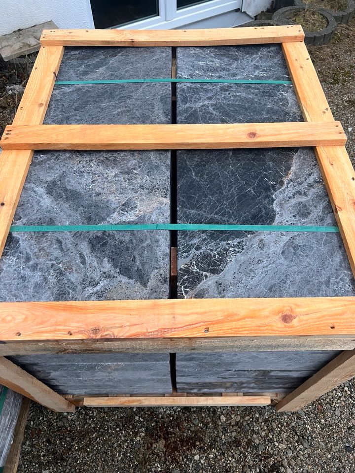 Randsteine aus Kalkstein/Dolomit | 100x7,5x25 | Silver Grey - M2Granit