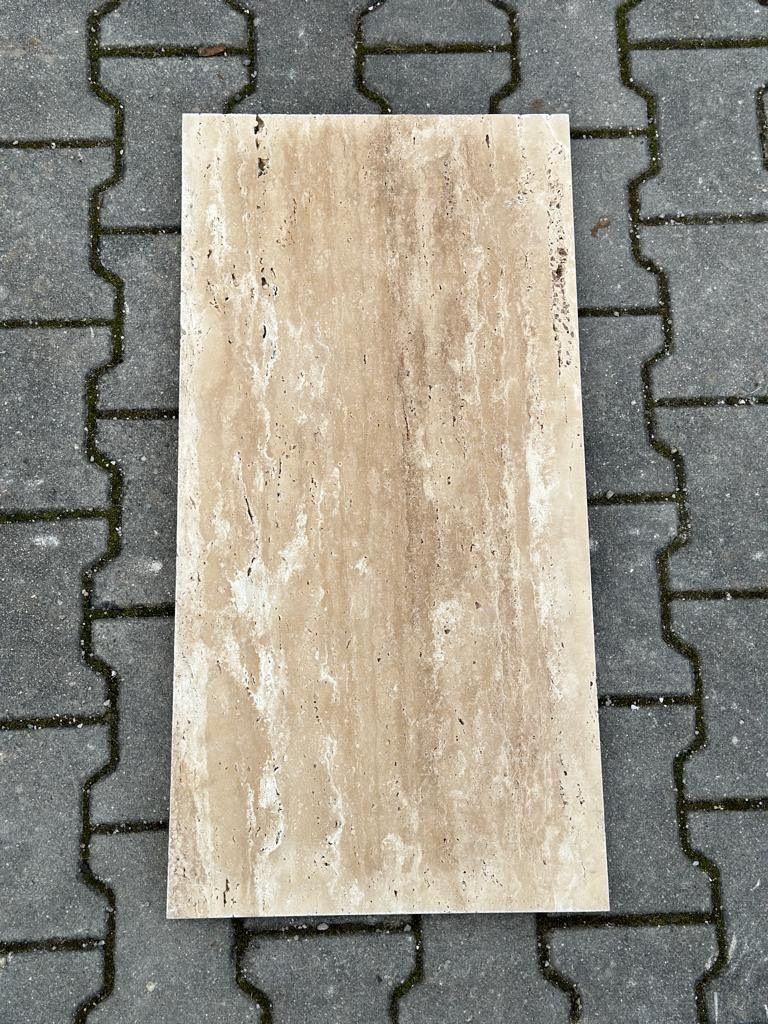 Terrassenplatten aus Travertin | 80x40x3 | Assos - Vein Cut - M2Granit