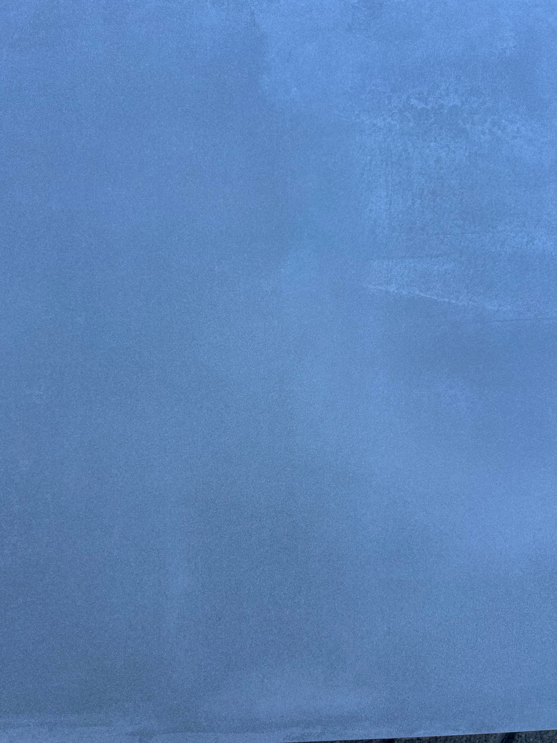 Feinsteinzeug-Fliese Essential Grey matt, Tageslicht im Schatten