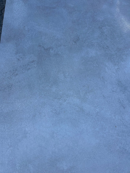 Feinsteinzeug-Fliese Misha Grey matt, Tageslicht im Schatten