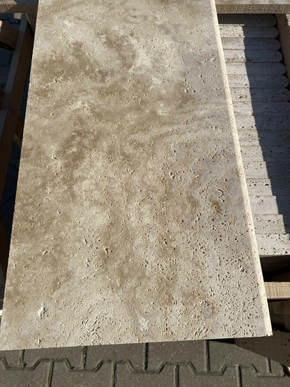 Travertin Poolplatten Classic Beige, bullnose – m2Granit – Draufsicht
