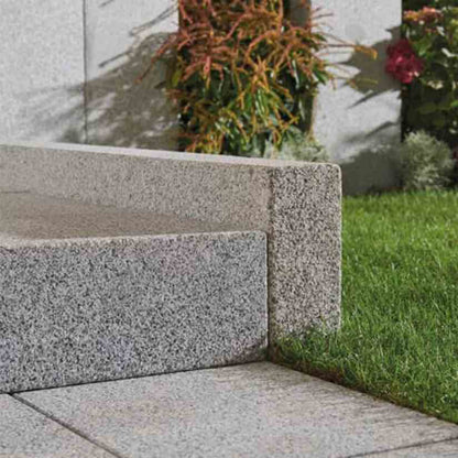 Randsteine-m2granit-granit